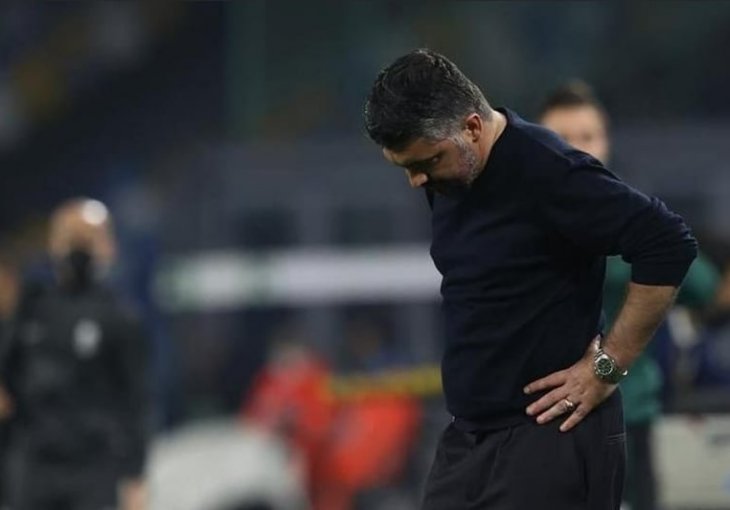 Nakon godinu i pol Gattuso dobio otkaz u Napoliju