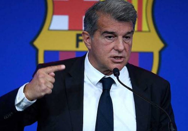 Barcelona prijeti tužbama: Igrači neće da prihvate smanjenje plata, Laporta priznao da je stanje izuzetno teško