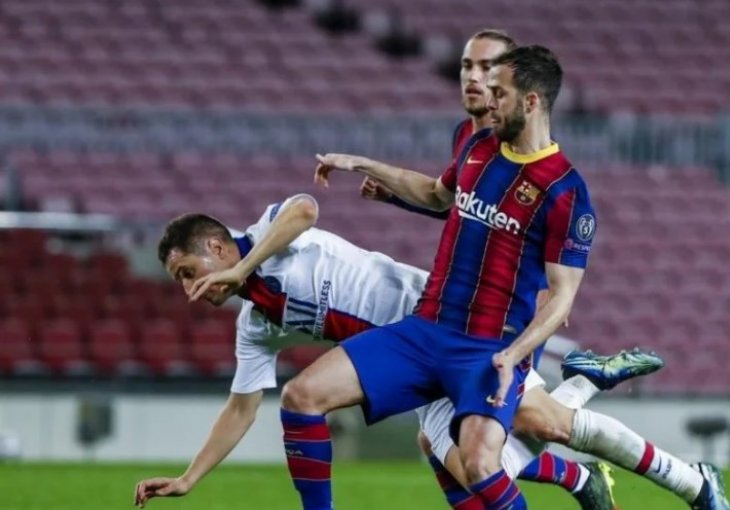 BARCELONA PRODAJE 3 IGRAČA, S NJIMA LETI I PJANIĆ: Nalaze se na izlaznim vratima kluba sa Nou Campa,  IZNENAĐENI?
