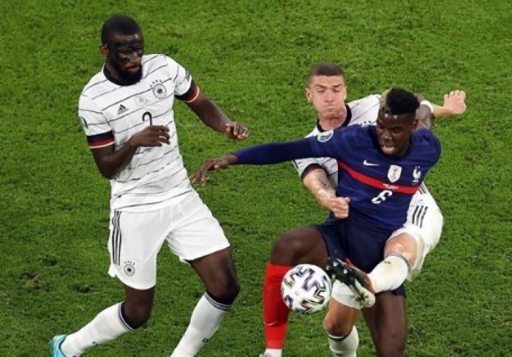 Bivši prvak svijeta: Ne znam što Pogba radi u Unitedu