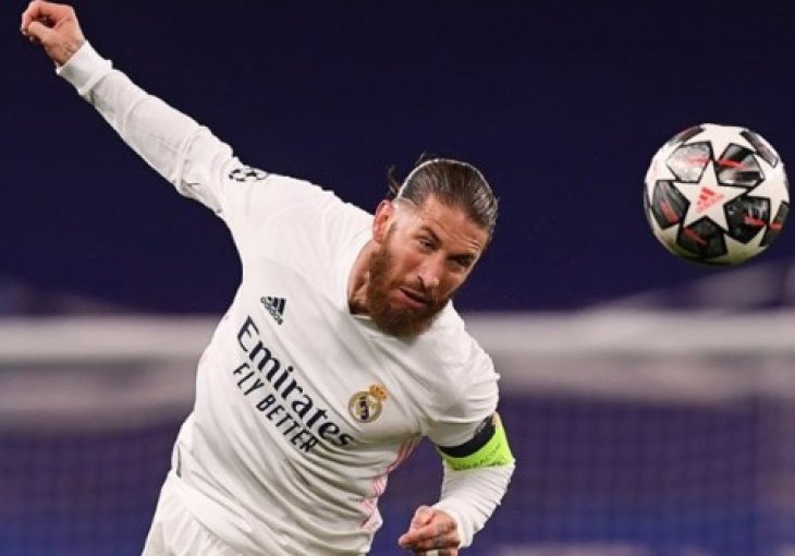 KAKVA BOMBETINA, SERGIO RAMOS U PSG-U? Stigle prve ponude: NAZVALI GA ODMAH NAKON KONFERENCIJE- EVO ŠTA SU MU PONUDILI