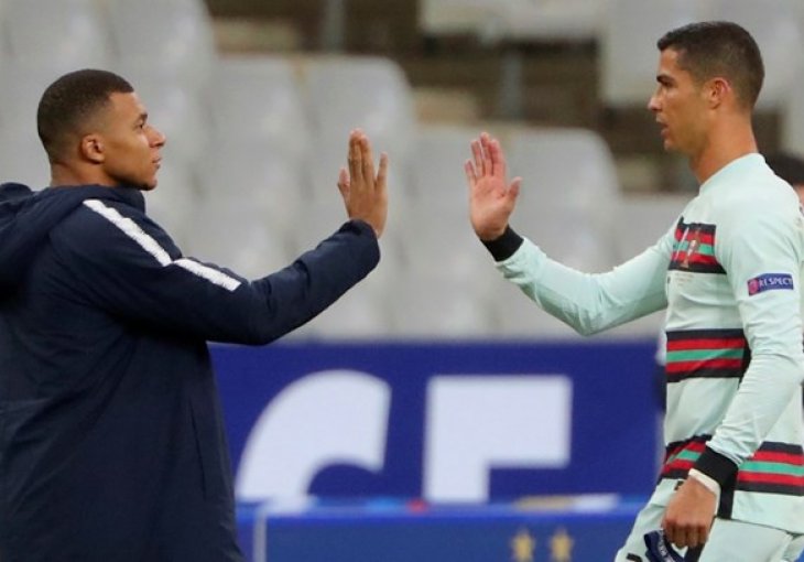 FOTOHRAGIJA KOJA JE POSTALA HIT NA INTERNETU: Zabilježen trenutak prijateljstva Ronalda i Mbappea u tunelu nakon meča!