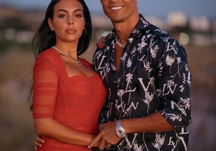 Sigurno da je ovo san svake djevojke, a jednoj se ostvario: Ronaldo našao način kako  da Georgina bude s njim čak i na terenu
