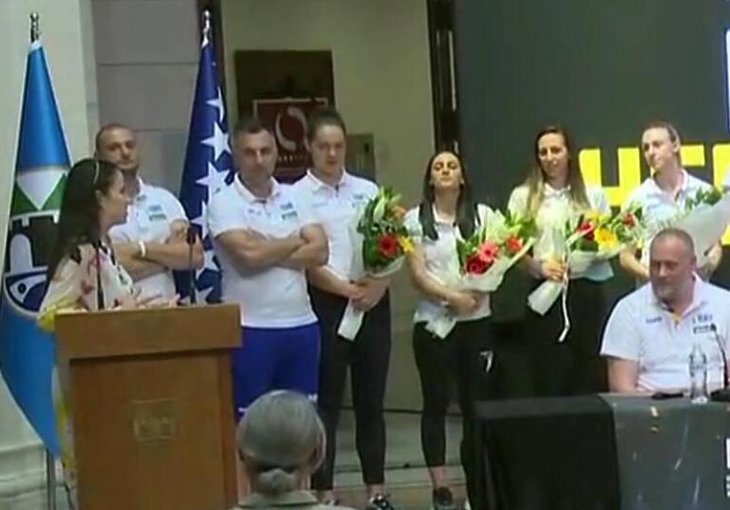 Hrabre Zmajice najavile borbu za medalju na predstojećim takmičenjima!