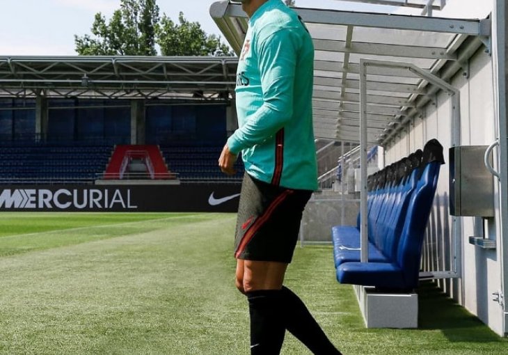 Ronaldo pokazao gospodske manire prilikom pozdrava za Courtoisom, komentar sve govori