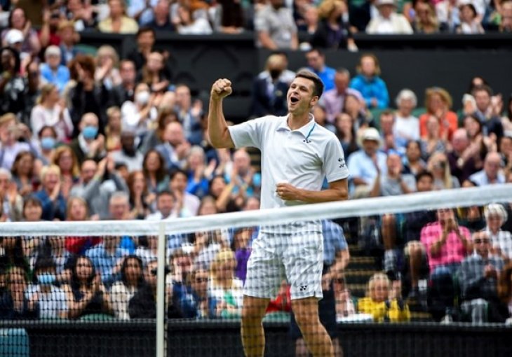 Veliko iznenađenje na Wimbledonu: Ispao drugi igrač svijeta, Fedexu znatno olakšan put ka finalu