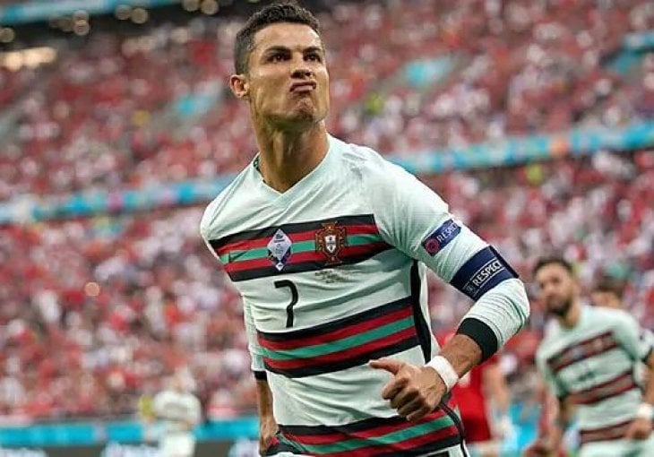 NAVIJAČI JUVEA U NEVIĐENOJ EUFORIJI Ronaldo jednom fotkom raspametio apsolutno sve, zar je moguće da je blizu pete decenije?!