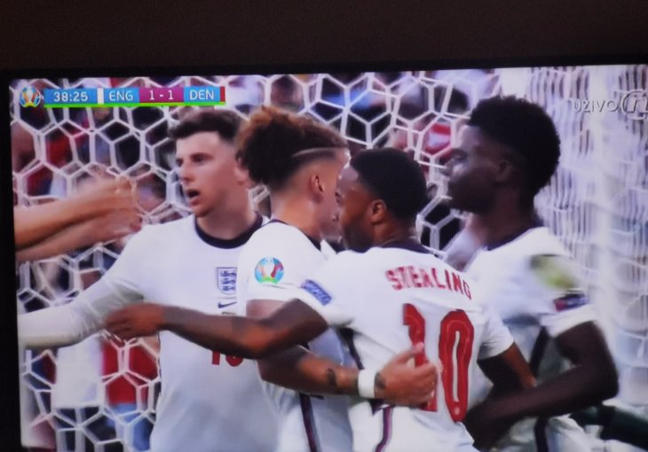 LUDNICA NA WEMBLEYU! Odmah odgovor Engleza, Sterling poništio prednost za 9 minuta