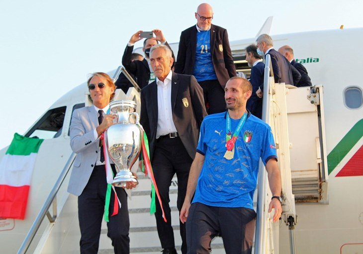 Mancini izabrao DVA NAJVEĆA FAVORITA za osvajanje Svjetskog prvenstva 2022.