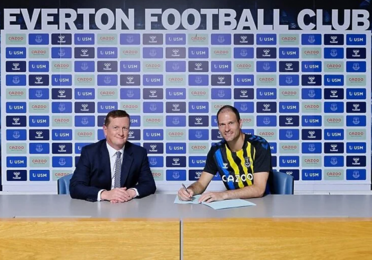 Begović došao u Everton i odmah ‘ZAPRIJETIO‘ prvom golmanu kluba i reprezentacije Engleske