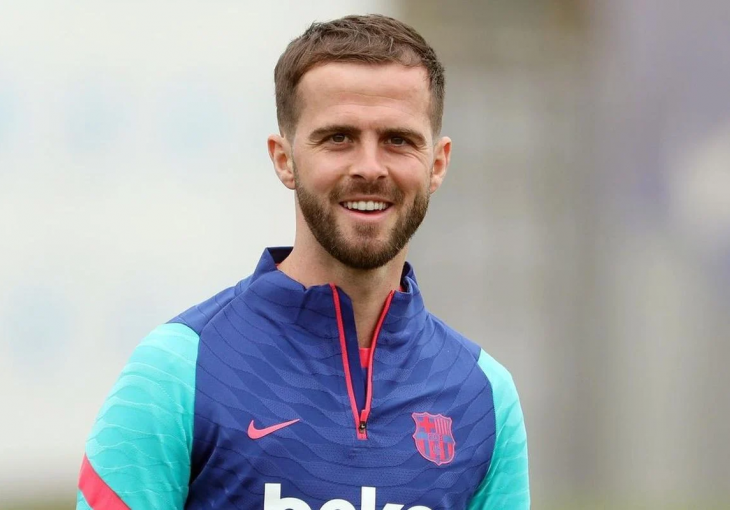 DA LI MIRALEM PJANIĆ PRAVI GREŠKU KARIJERE?  Bh. veznjak odbija ponude čekajući Juventus