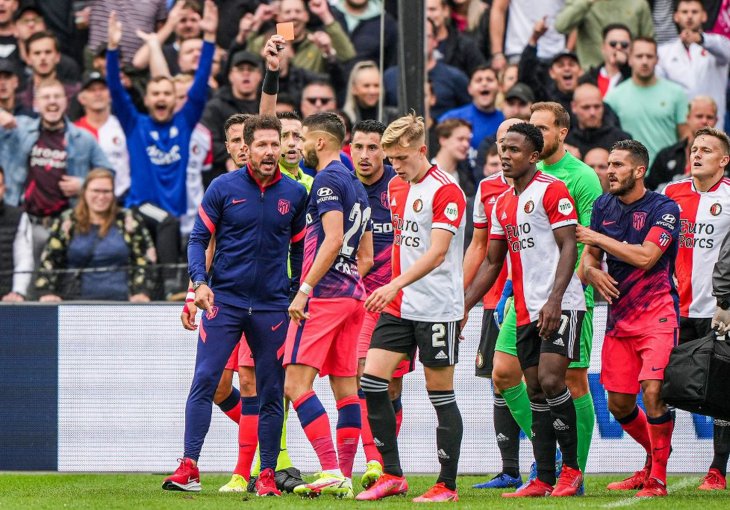 Tuča nogometaša Feyenoorda i Atletico Madrida, utrčao i Diego Simeone