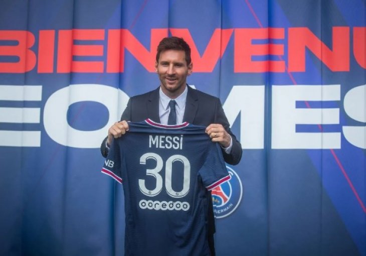 HTIO DA OSTANE U BARCELONI: Messi je u aprilu odbio dvije ponude