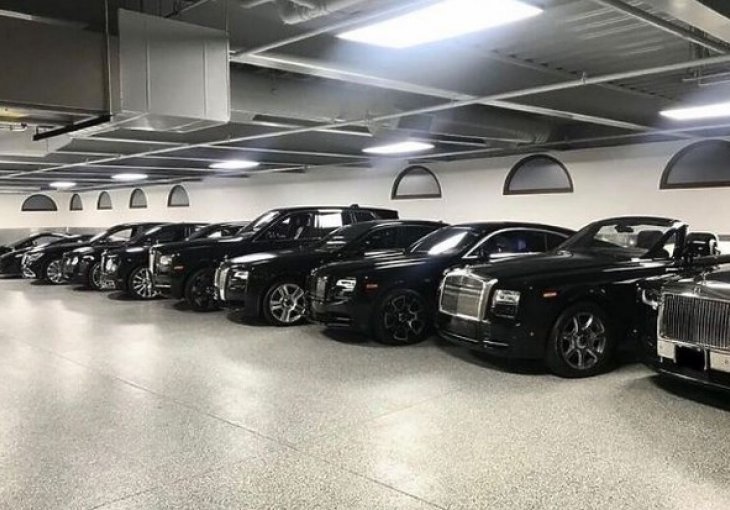 Floyd Mayweather ima oko 100 automobila, pokazao 16 najdražih
