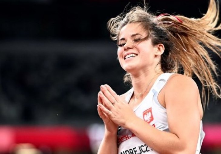 Preboljela rak kostiju pa srebrnu medalju iz Tokija prodala za bolesno dijete