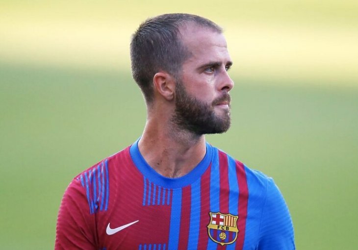 TALIJANSKI MEDIJI BRUJE: Barca sve radi da se riješi Pjanića