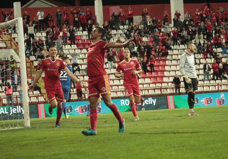 Poluvrijeme na stadionu 