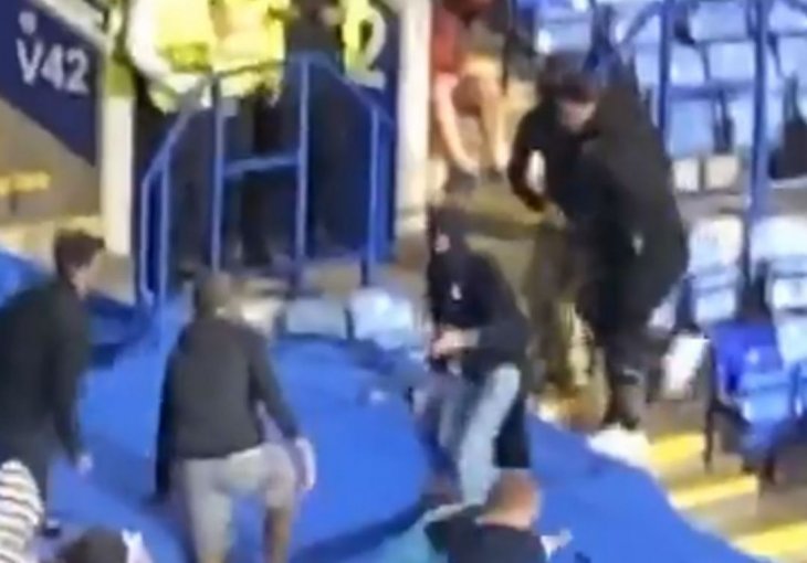 ŽESTOK FIZIČKI OBRAČUN: Pogledajte šta se desilo na kraju utakmice Leicestera i Napolija od sinoć