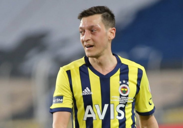 Ozil nakon prvog pogotka za Fenerbahce: ALLAH ĆE RIJEŠITI SVE NA KRAJU...