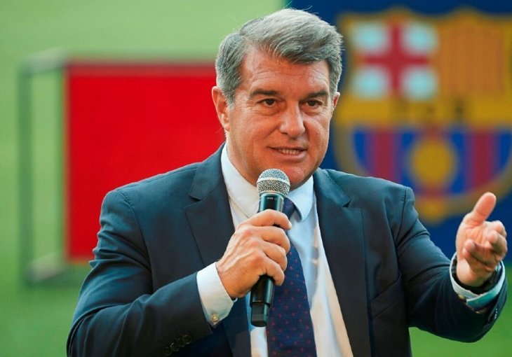 Pogledajte fotografiju koja se pojavila, navijači Barcelone bijesni, šta sprema Laporta? 