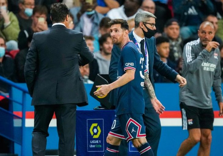 Messi se nakon izlaska iz igre odbio rukovati sa Pochettinom 