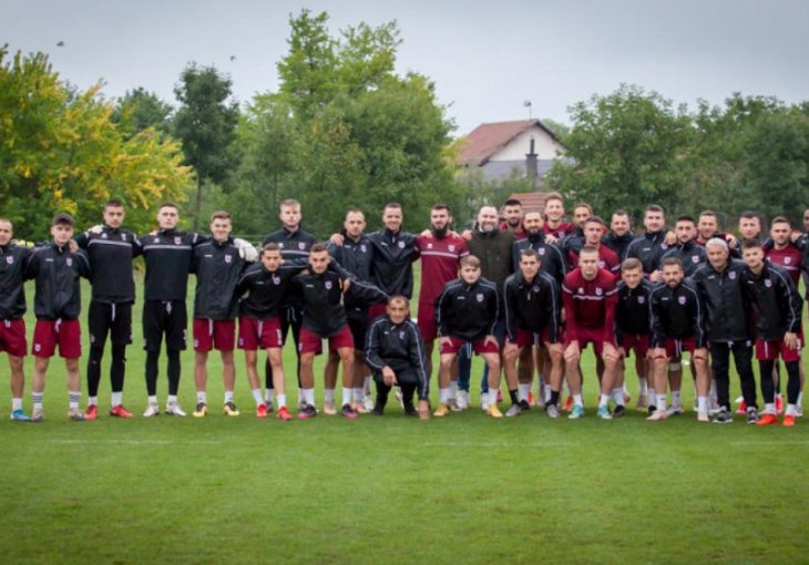 Ismir Mirvić došao na trening i upoznao prvotimce FK Sarajevo