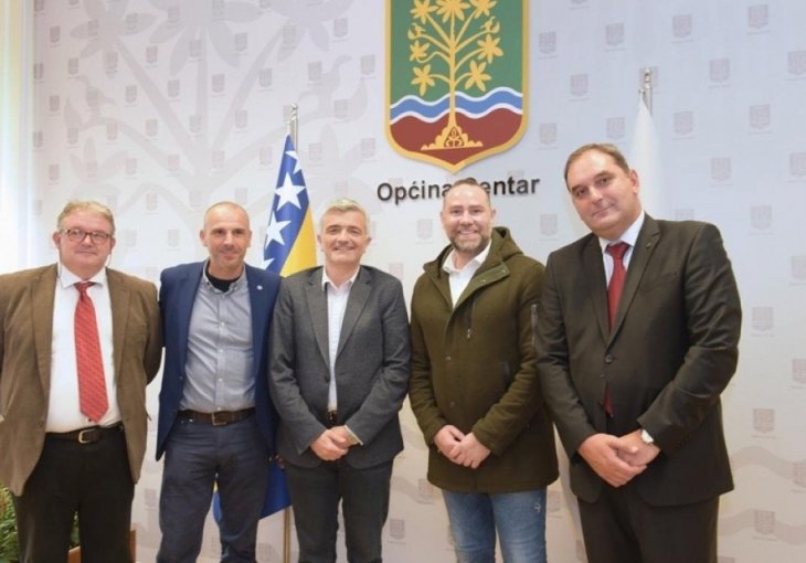 Predstavnici FK Sarajevo posjetili Općinu Centar, dogovoreno izmirenje dugova