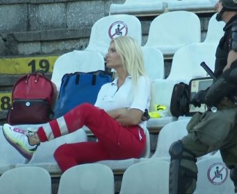 Balkan bruji o prelijepoj doktorki s derbija, otkriveno i ko je ona: Pamet da vam stane (FOTO)