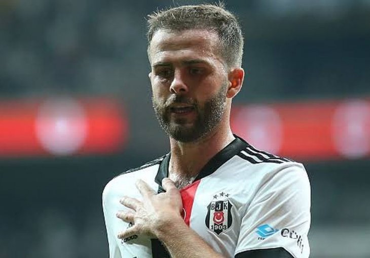 AUUU KAKVA BOMBA Je li Laporta dogovorio transfer kojim će Pjanić napraviti veleizdaju?