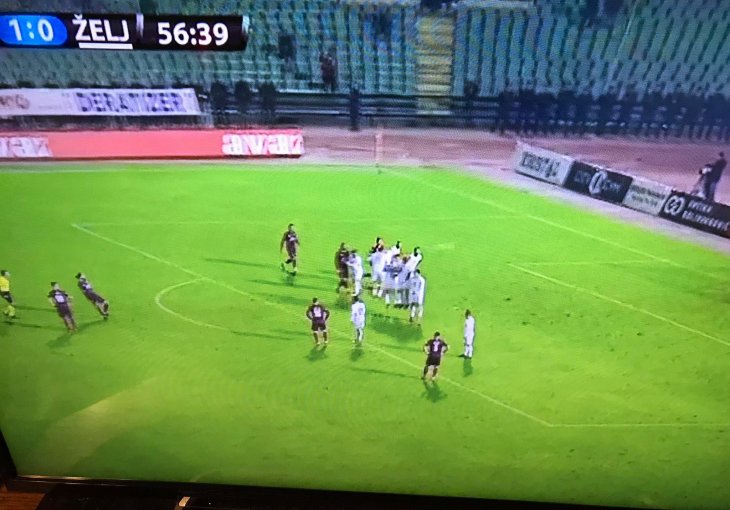 KAKAV GOL BODULA Sarajevo u velikoj prednosti, odavno ljepši gol nismo vidjeli u gradskim derbijima