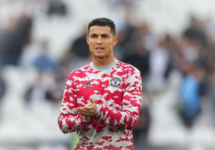 KO SE TO VOZI IZA RONALDA PO ENGLESKOJ? Dvojica misterioznih muškaraca prate Cristijana gdje god da krene