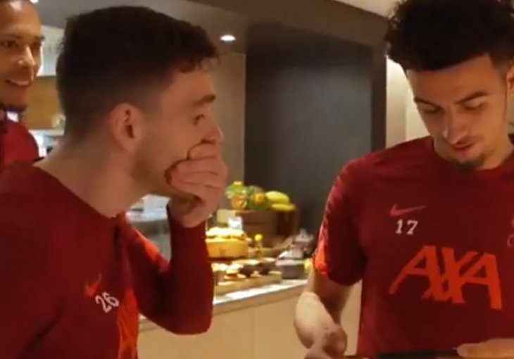 POGLEDAJTE URENEBSNU REAKCIJU IGRAČA LIVERPOOLA KADA JE SAZNAO SVOJU OCJENU NA FIFI (VIDEO) 
