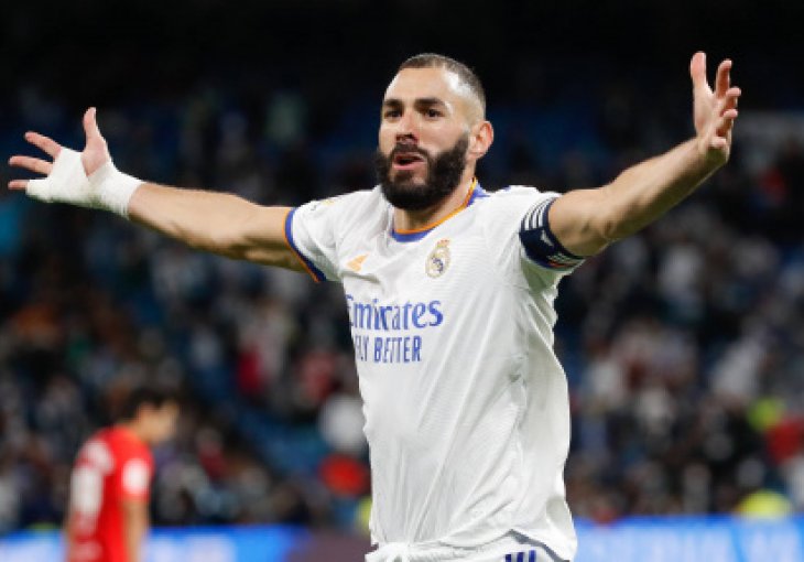 BENZEMA SE OGLASIO I SPOMENUO ZLATNU LOPTU: 