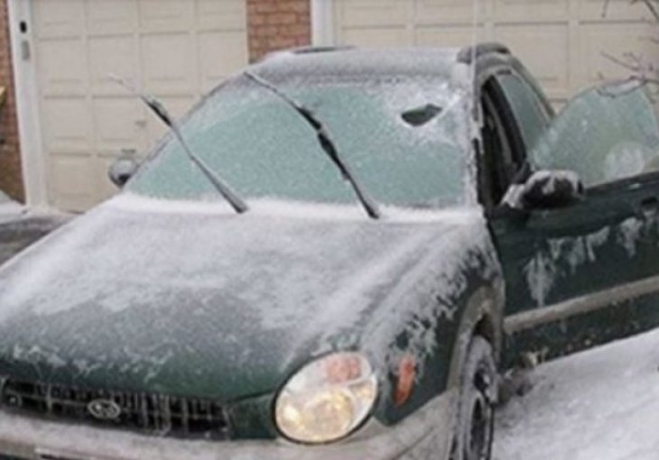 Zimi puštate auto da radi u leru kako bi se zagrijao? Niste ni svjesni kakvu grešku pravite!