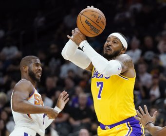 FORMA JE PROLAZNA ALI KLASA JE VJEČNA: Anthony vodio Lakerse do pobjede i postao 9. strijelac u historiji NBA lige