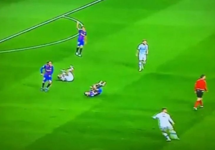 INTERNET GORI OD SMIJEHA: Busquets predmet ismijavanja zbog nevjerovatnog simuliranja, može li fudbaler Barce niže pasti od ovoga?