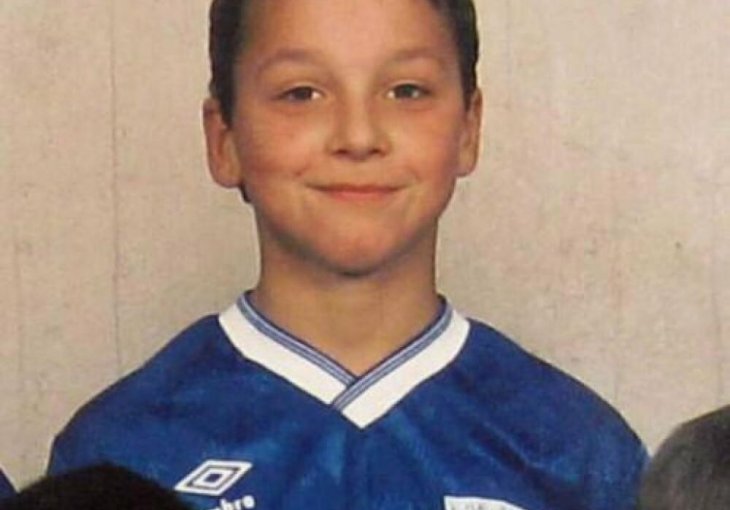 MOŽETE LI PREPOZNATI LEGENDU SA SLIKE: Na slici je imao 10 godina, KO JE ON?