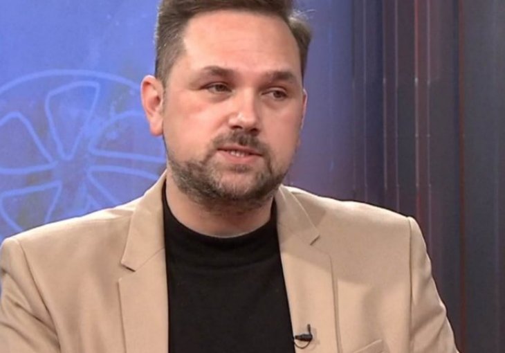 GRČEVI U NOGAMA MOGU BITI ZNAK OVE BOLESTI: Profesor Medicinskog fakulteta otkrio prve simptome, MNOGI MISLE DA SU BEZAZLENI