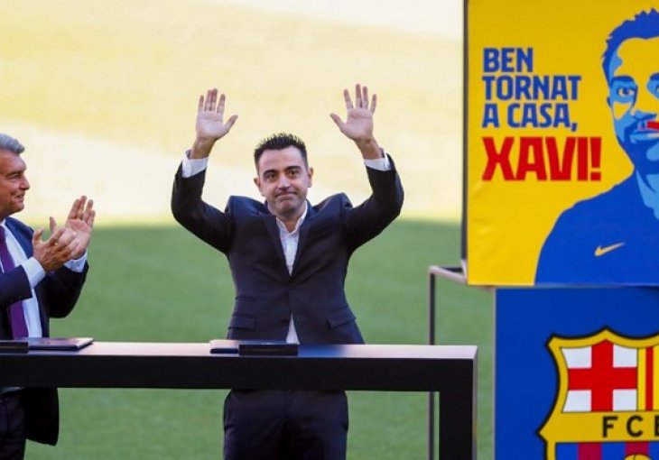 XAVI ODMAH PO PREUZIMANJU POSLAO PORUKU JUVENTUSU I UNITEDU!