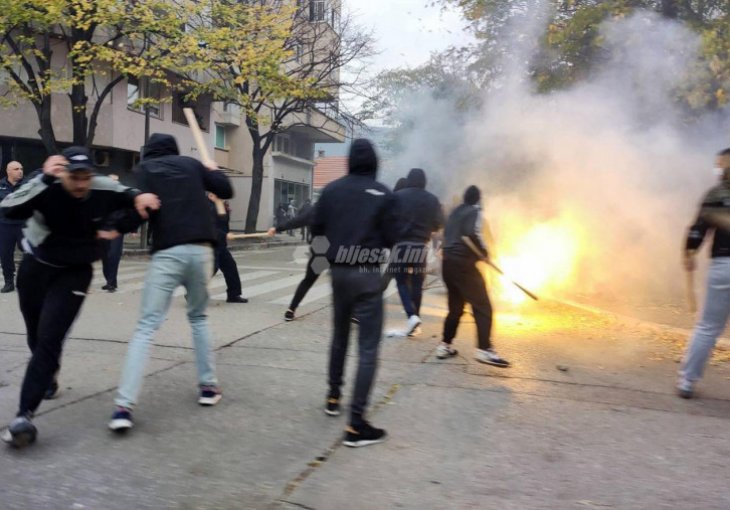 SADA SE POJAVIO I SNIMAK Žestok sukob navijača u Mostaru: Policija morala pucati, 19-godišnjak u životnoj opasnosti
