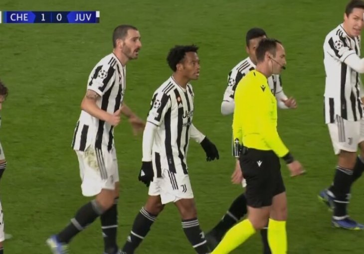 KAKVA KRAĐA Juventus bijesan na arbitra iz Srbije: Chelsea poveo poslije OČIGLEDNOG igranja rukom Rudigera, VAR smatra da nema ništa sporno