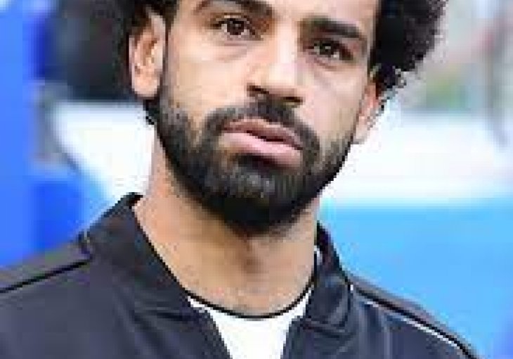 Dobrica Salah ovaj put u ulozi bahate zvijezde, navijaču ništa nije bilo jasno
