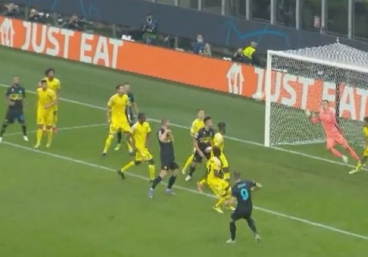 INTER PONOSAN NA NAŠEG DIJAMANTA Džekina majstorija pogodak mjeseca, pogledajte snimak