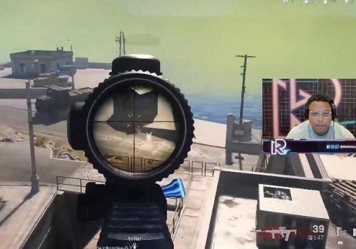 OD LEGENDE FUDBALA DO OPAKOG GAMERA: Legendarni Ronaldo Nazario na Twitchu igra Call of Duty: Warzone, pogledajte snimak