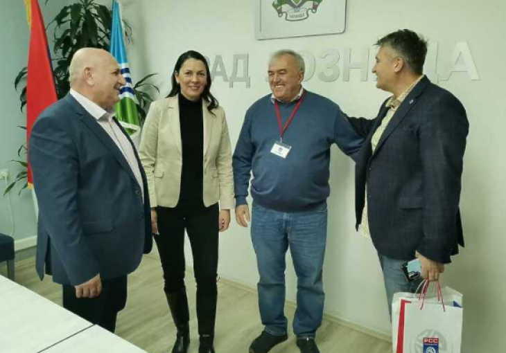 Dok vodi Rukometni savez BiH, djecu iz RS-a poziva da igraju za Srbiju