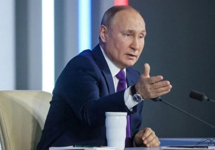 Putin: Ženski sport bi mogao nestati ako se muškarcima dopusti da se izjašnjavaju kao žene. 