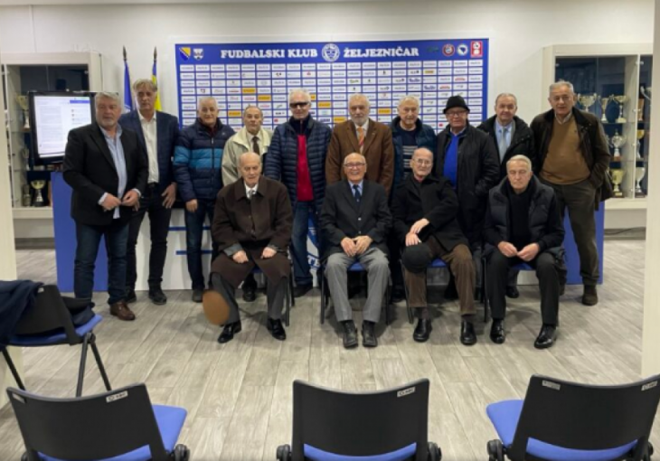 Radna grupa za izradu strategije FK Željezničar održala sastanak s klupskim legendama