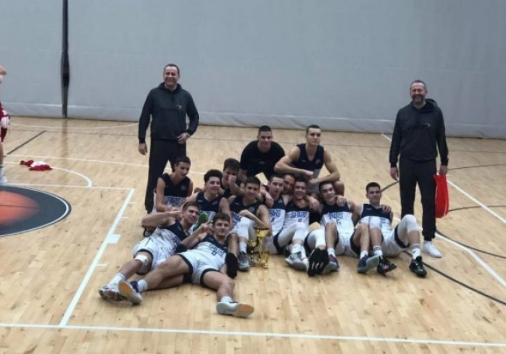 Juniori Sparsa prvi u Mađarskoj