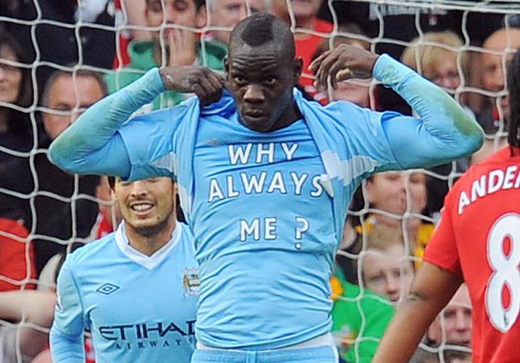 Balotelli se uz gepek pun pirotehnike prisjetio kako je zapalio kupaonicu