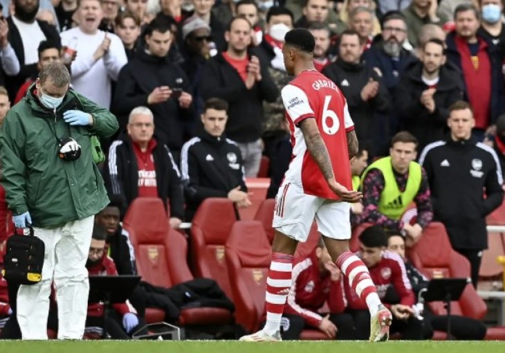 Arsenal zbog crvenog kartona Gabriela postavio neslavan rekord Premiershipa
